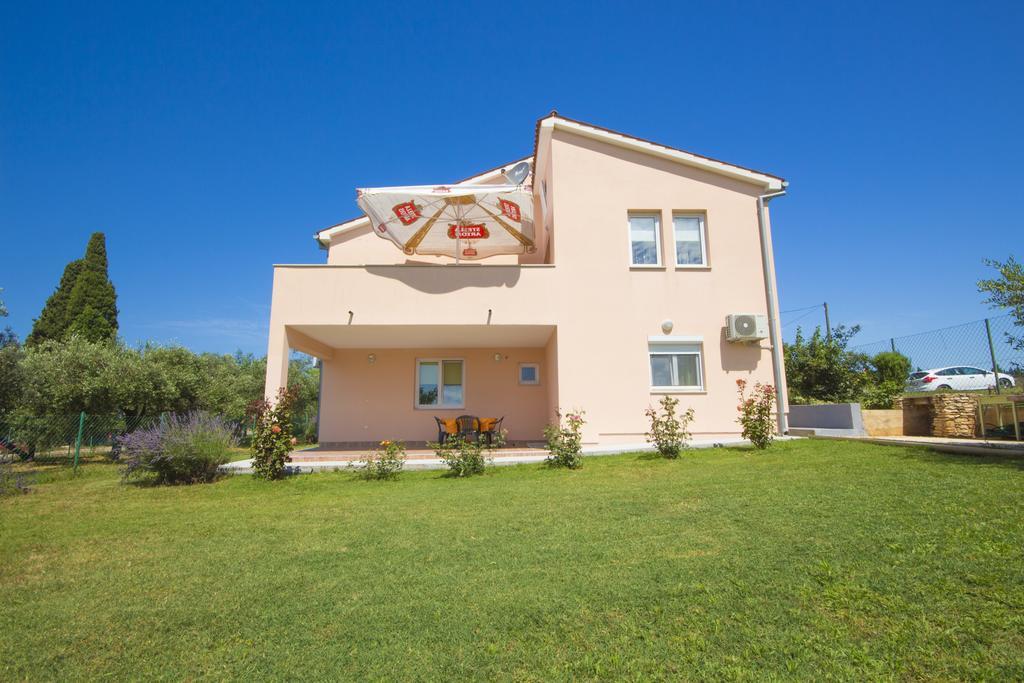 Pula Istria Apartments Екстериор снимка